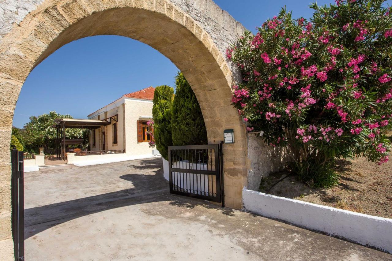 Bel Air Villa Kremastí