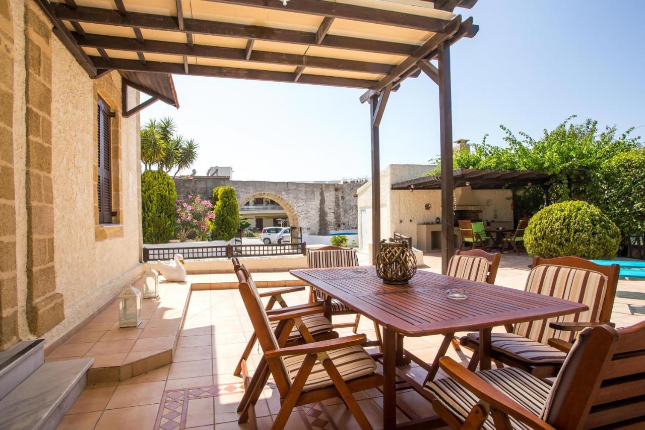 Bel Air Villa *