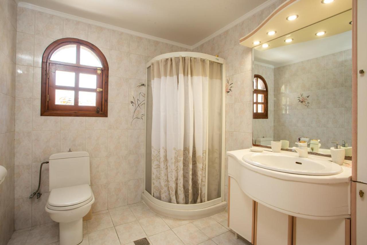 Bel Air Villa *